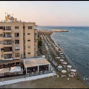 Bettys 1br Seafront , Larnaca Cypr