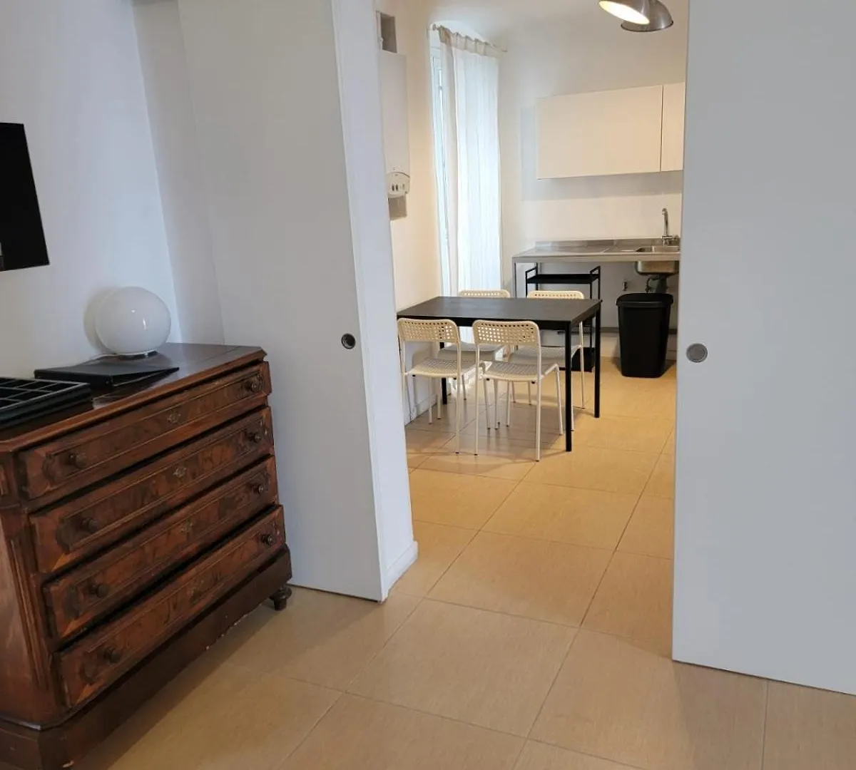 Central Station Apartment Bari 0*,